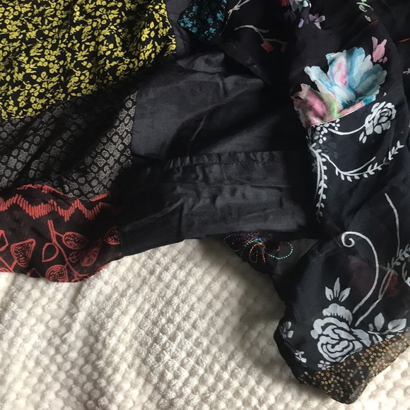 SACRED THREADS 2 tiered multi patterned tapestry skirt Size M/L Brand New - Picture 5 of 11